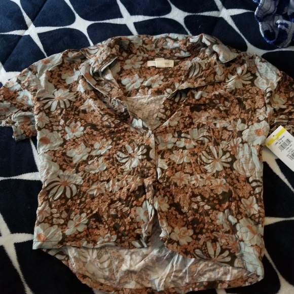 Treasure & bond girls shirt size L (10 & 12) - Picture 4 of 5